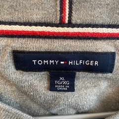 TOMMY HILFIGER ネックトレーナーの画像