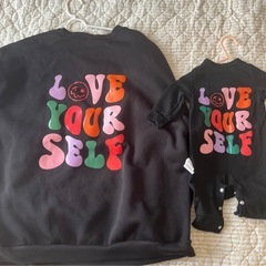 親子ペアルックの画像