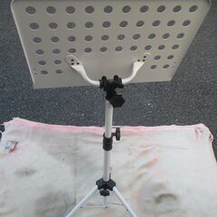 ☆ZENN PLAYTECH プレイテックゼンMS20WH 譜面台折りたたみ式◆舞台でも活躍する丈夫なミュージックスタンドの画像