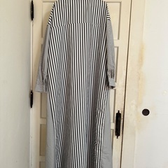 マキシワンピース　大きいサイズ　グレー　ストライプ　ノーブランドですがしっかりビッグサイズですの画像