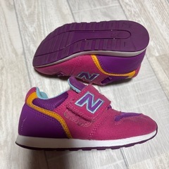 子ども靴・スニーカー中古ニューバランス・ポロ16cm500円よりの画像