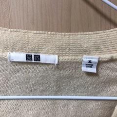 UNIQLOカーディガン　XL  男女の画像