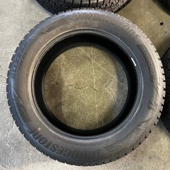 バリ山24年製造🔸 ブリヂストン BLIZZAK DM-V3 265/55R20 スタッドレスタイヤ 4本セット トヨタ ランドクルーザー ランクル300 レクサス LX等の画像