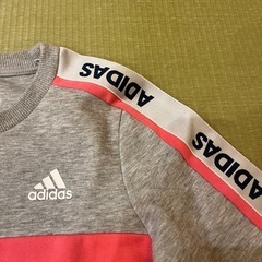 adidas 丈の長いとれートレーナーの画像