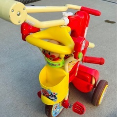 アンパンマン三輪車　(A)の画像