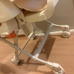 コンビ　combi ハイローチェア　の画像