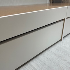 ベットフレームの画像