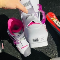 子供用スキーセットの画像