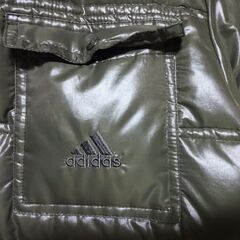 【美品】adidas アディダス ダウンジャケット カーキグリーン ２XLサイズの画像