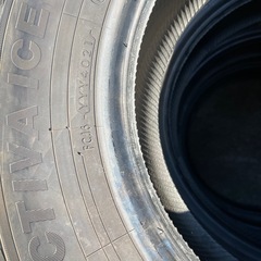 スタッドレスタイヤ185/70/R14．4本セット．の画像