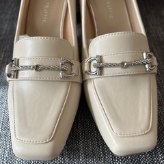 新品！　Oriental Traffic アイボリー ローファーの画像