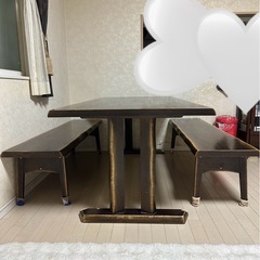 ダイニングテーブル(ベンチ付き)の画像