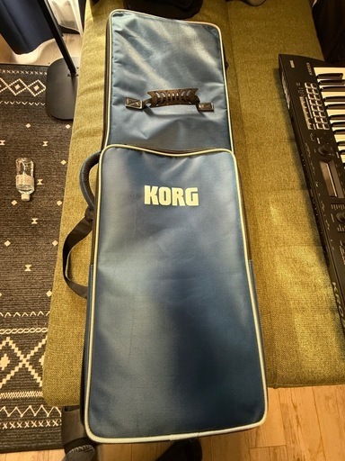 61鍵のシンセサイザー、サンプラー、エフェクト機能を搭載したKORG KROSS。