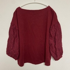 タグ付き レースボリューム袖プルオーバーの画像