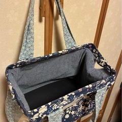 ハンドメイドのトートバッグの画像