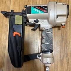 フロアタッカー釘付きの画像