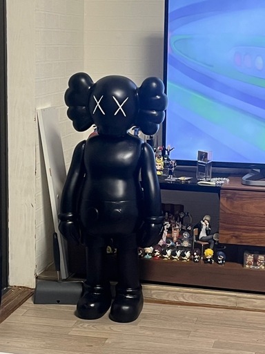 カウズフィギュア約70cm