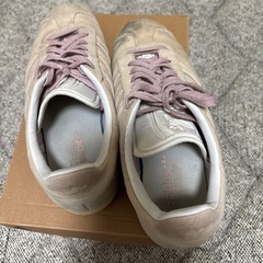 adidas アディダススニーカー　GAZELLE ピンク系24cmの画像