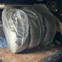 スタッドレスタイヤ17インチの画像