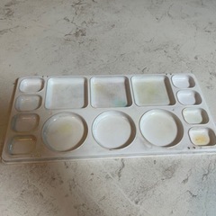 中古品　絵の具の画像