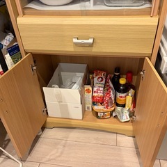 食器棚(一人暮らし向け)の画像