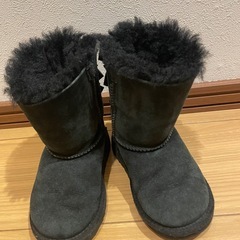 UGGキッズ15cmの画像