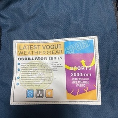 新品同様スキーウェア（上下）の画像