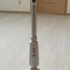 iRoom 電動モップ コードレス クリーナー パット 回転モップ フロアワイパー UC81電動モップ本体の画像