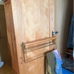 桜の木　箪笥（洋服、和服）3点セットの画像