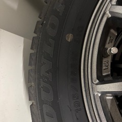 スタッドレス　ダンロップ　114.3 15いんち15インチ　　の画像
