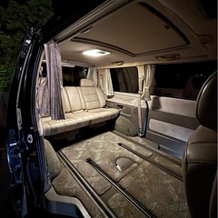 グランドハイエース　車検ほぼ満タン　デカナビ付きの画像