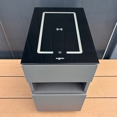 展示品 エニグマ  ワイヤレス充電 ライト付き 多機能キャビネット ベットサイド テーブル 収納 引き出しの画像