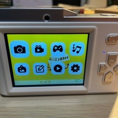 新品カメラ128GB Micro SDカード付属
の画像
