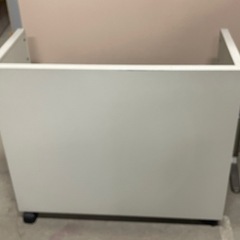 ☆デスクインワゴン キャスター付き　の画像