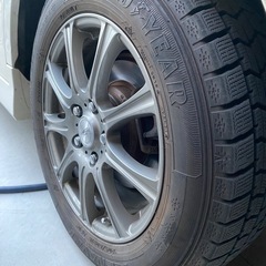 205/60R16 GOODYEAR スタッドレス(4本セット) の画像
