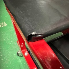 メカニックシート ローラーシート トレー付き 工具入れ 360°回転キャスター 作業椅子 ワーキングチェアの画像