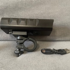 5LED高輝度ライト　10000mAH 自転車ライト 1000ルーメンほど！ フラッシュライト モバイルバッテリー アウトドア #2025/11/17の画像