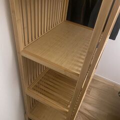 IKEA Nordkisaオープンワードローブ 引き戸付きの画像