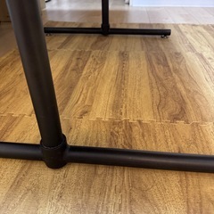 ダイニングテーブルの画像