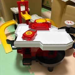 トミカファイヤーステーション、トミカ回転パーキング、トミカセット販売の画像