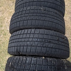 スタッドレスタイヤ＆アルミホイール 4本セット（ナット付き）の画像