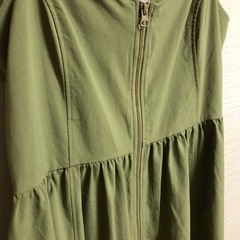 GUジップバブルヘムワンピ　カーキの画像