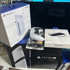 PS5 Pro本体＋ドライブ＋スタンド＋ソフト3本の画像