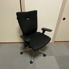 オフィスチェア の画像
