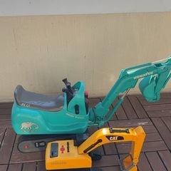 小型電動ショベルカーの画像