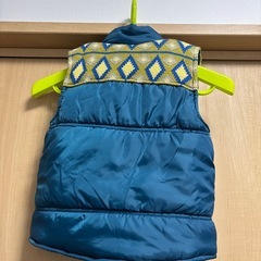 アンパンマン　アウター　チョッキ　90センチの画像