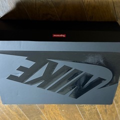 Nike Air Force 1 Mid Supreme
の画像