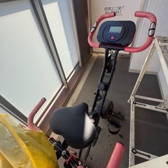 家でも気軽にできるフィットネスバイクの画像