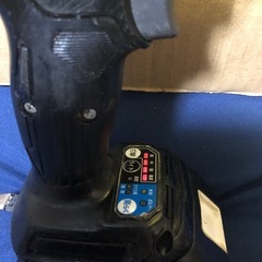 ④マキタ18vインパクトドライバTD171D中古品、本体のみの画像