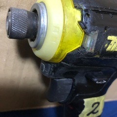 ④マキタ18vインパクトドライバTD171D中古品、本体のみの画像